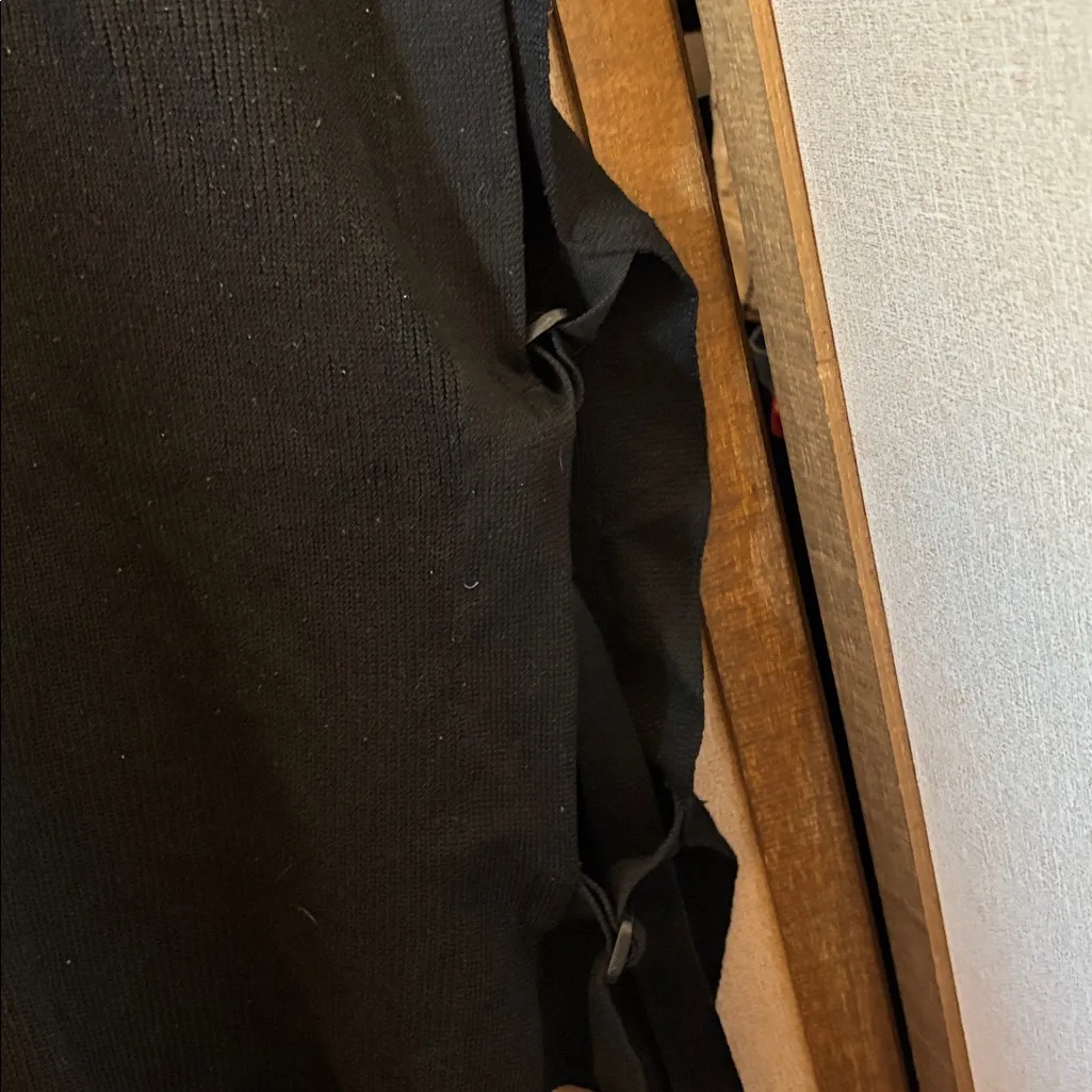 SHEIN Black Side-buckle vest medium - Image 3