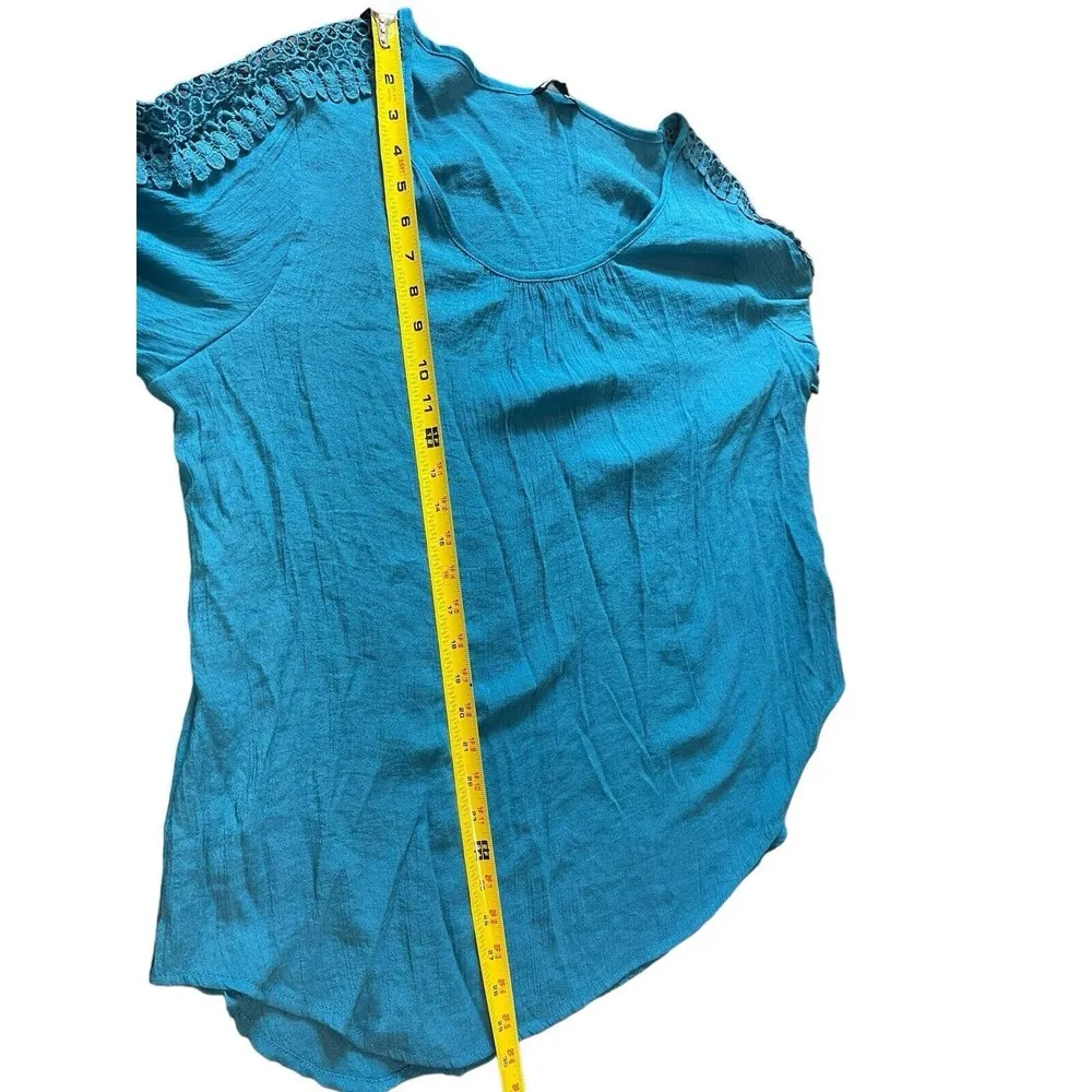Unique Spectrum 3x Pullover Gauzy Crochet 3/4 Sleeve Top - Image 9