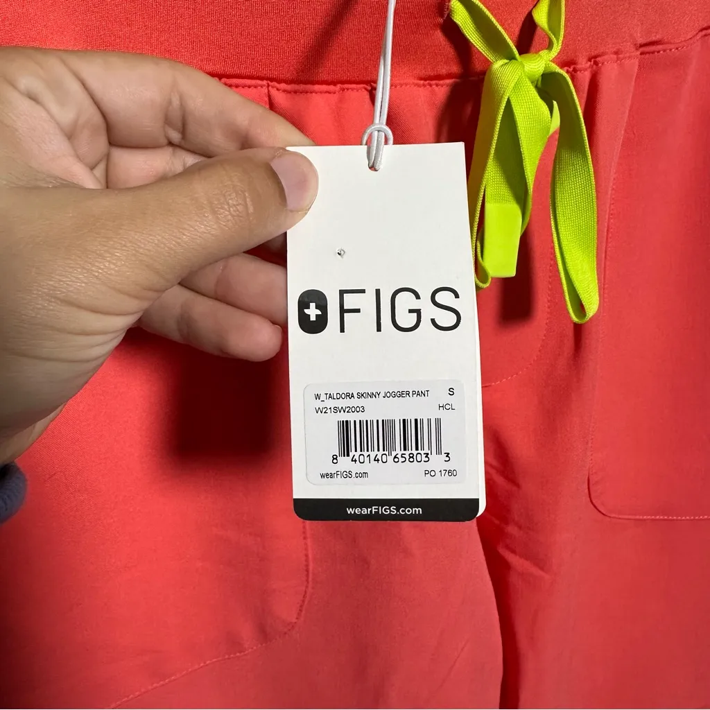 FIGS Women’s Hot Coral Scrub Pants Size Small NWT - Image 5