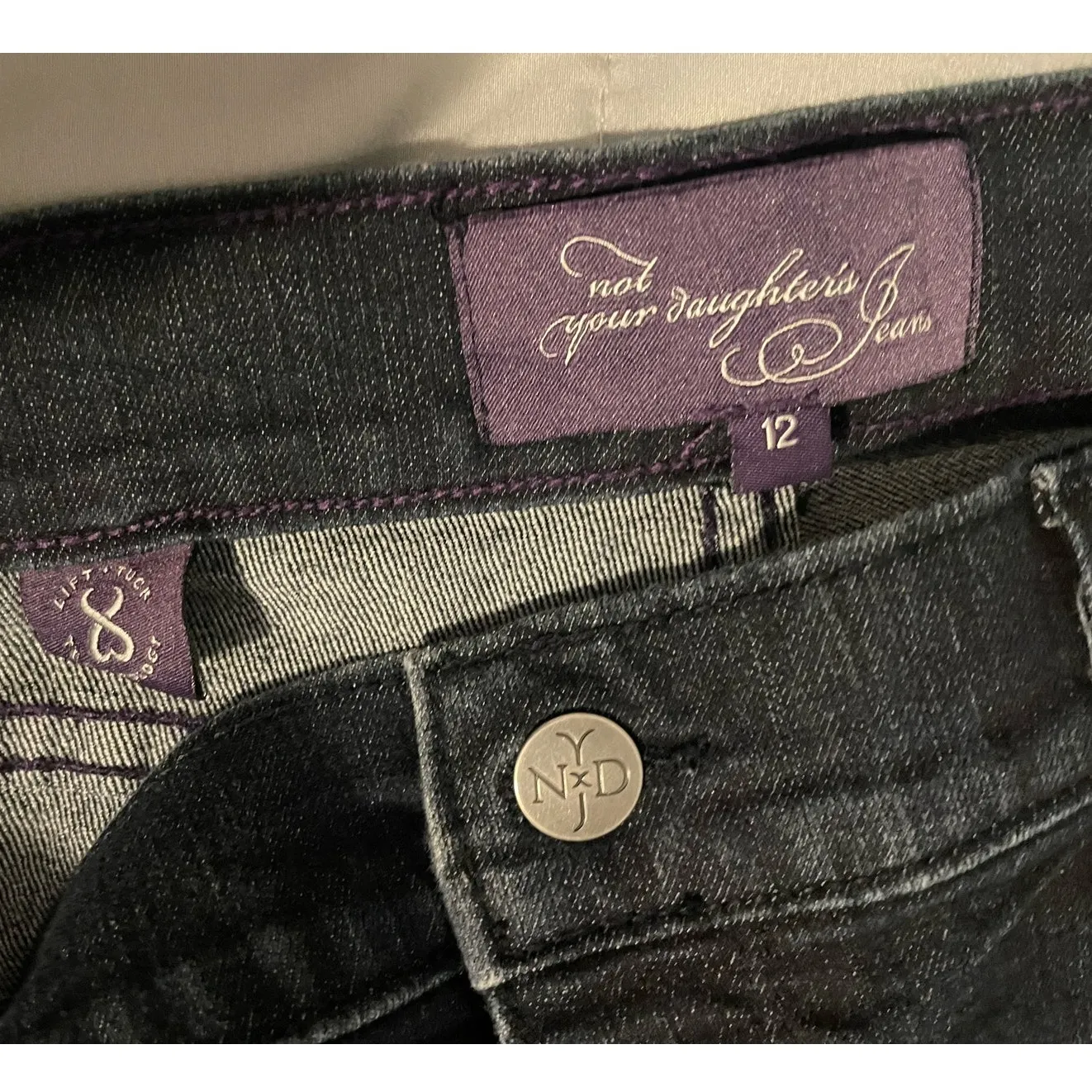 NYDJ Jeans Womens 12 Black Dark Wash Stretch Mid Rise Shaping Wide Leg Capri - Image 3