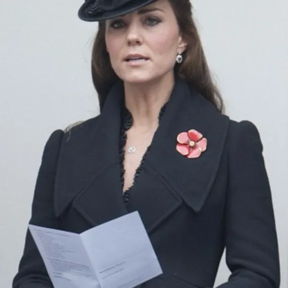 MMA NY Metropolitan Museum of Art Russian‎ Imperial Collection Anemone Necklace Black - Image 8