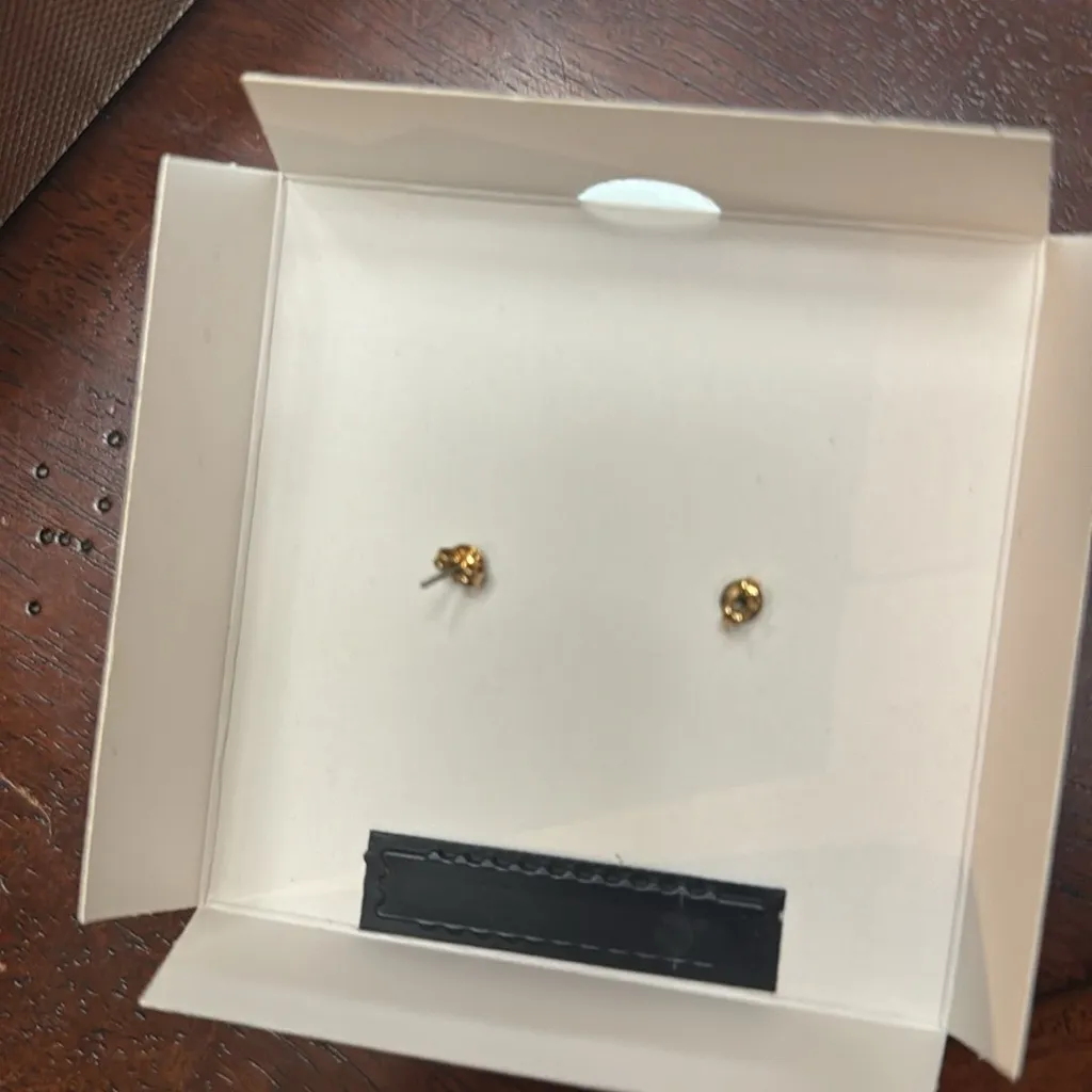 Coach Open circle Red Stone Gold Stud Pieced Earring In Logo w/ Gift Box - Image 3