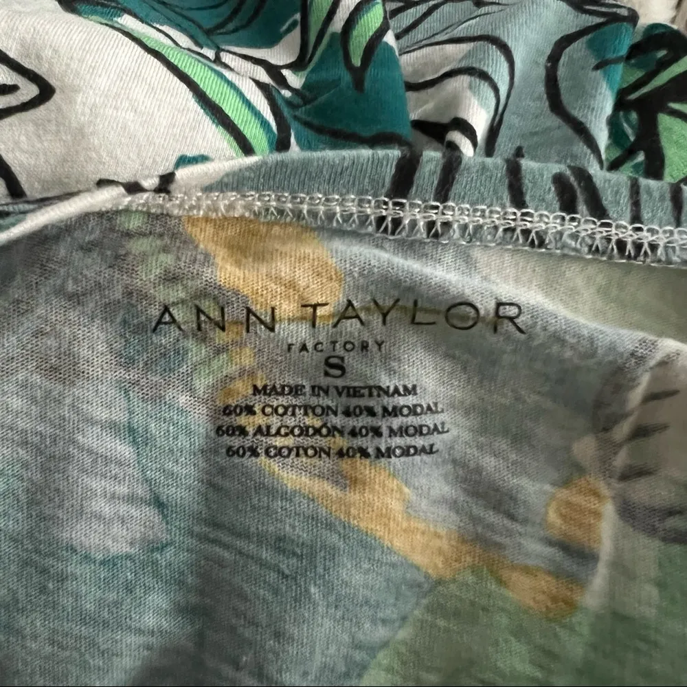 Ann Taylor Crew Neck Top Cotton Marine Green Multi Short Sleeve Size S NEW - Image 8