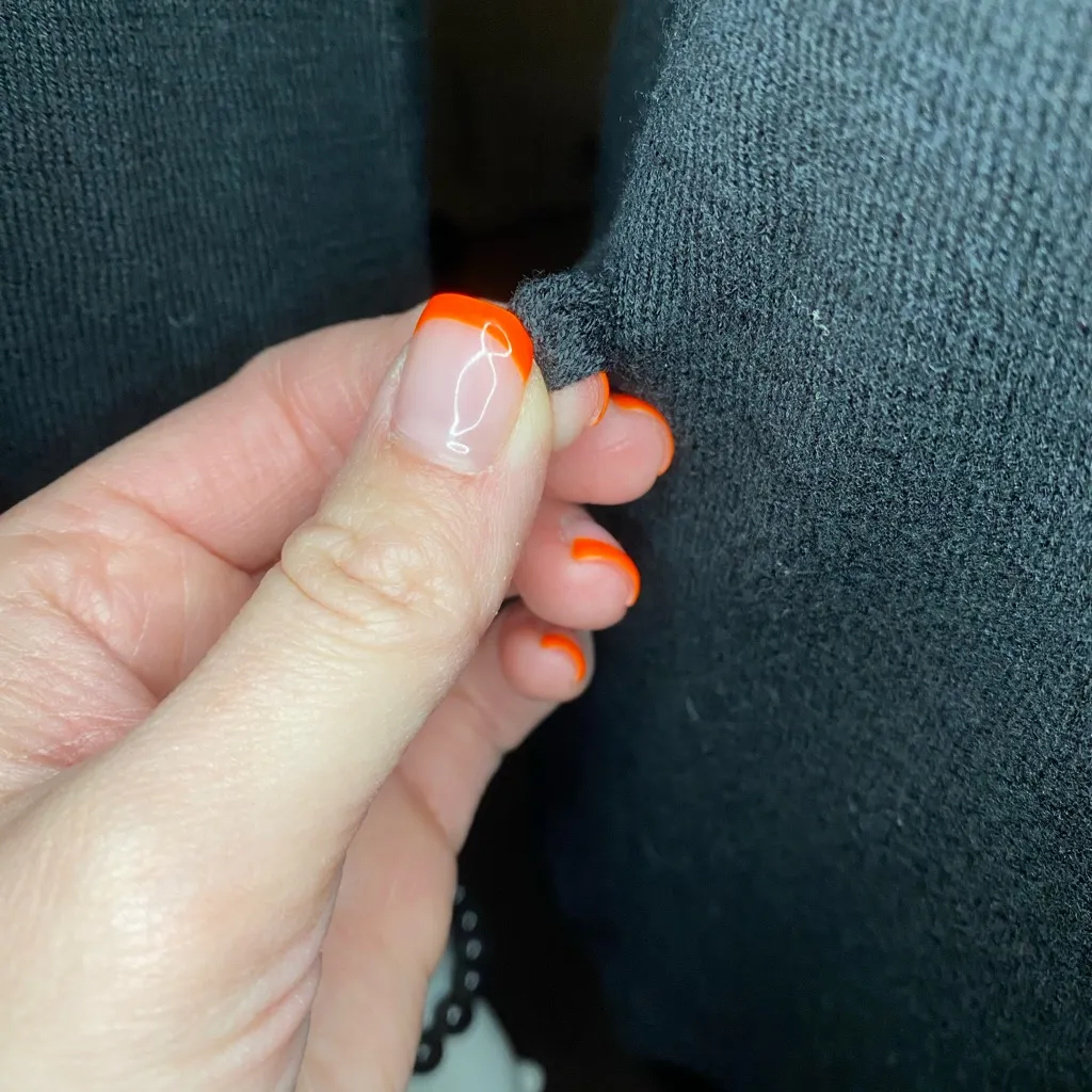 Wet Seal- Black Top - Image 5