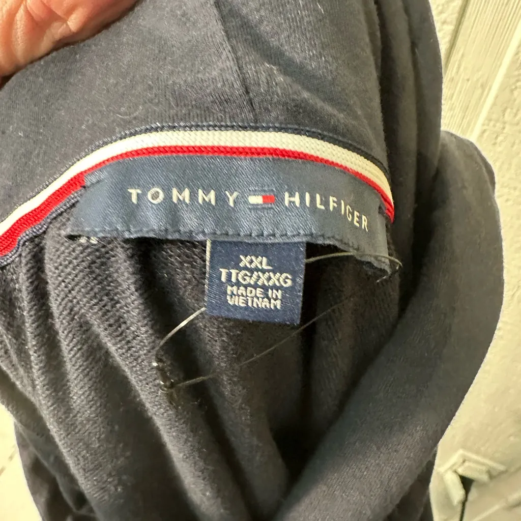 Tommy Hilfiger Embroidered Navy Hoodie Size XXL NWT - Image 9
