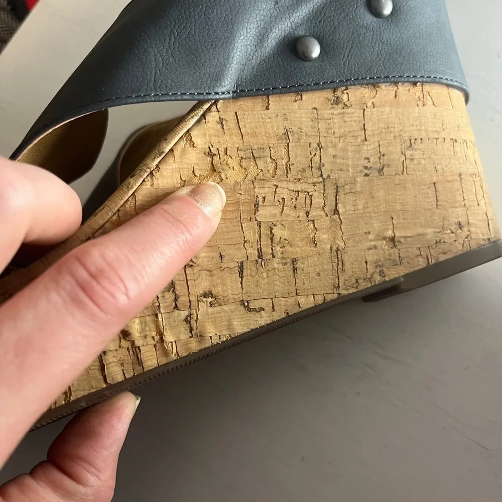 Lucky Brand Mykayla Grey Leather Cork Platform Wedge Sandals, Summer Shoes - Image 12