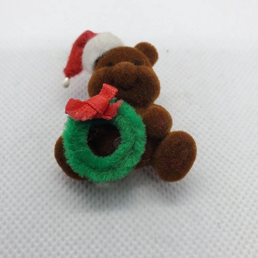 Vintage World Trend Christmas Teddy Bear Pin Red - Image 2