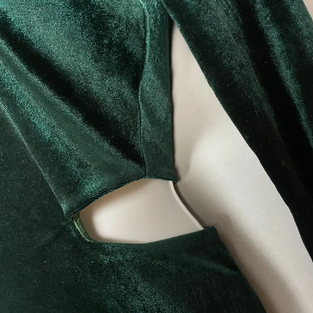 Altar'd State Serena Dress Green Velvet Cut Out Waist One Long Sleeve Mini Small - Image 10