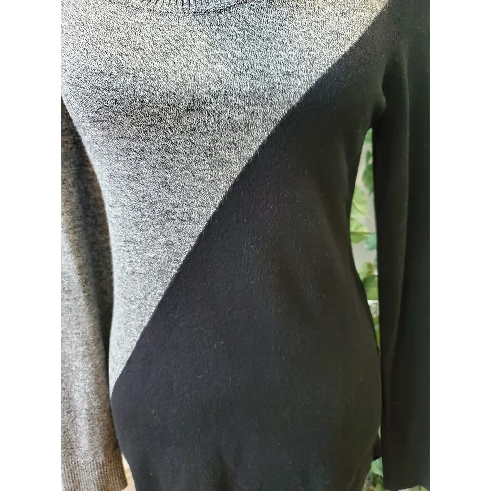 Calvin Klein Women's Gray & Black Rayon Turtle Neck Long Sleeve Knit Sweater S - Image 3