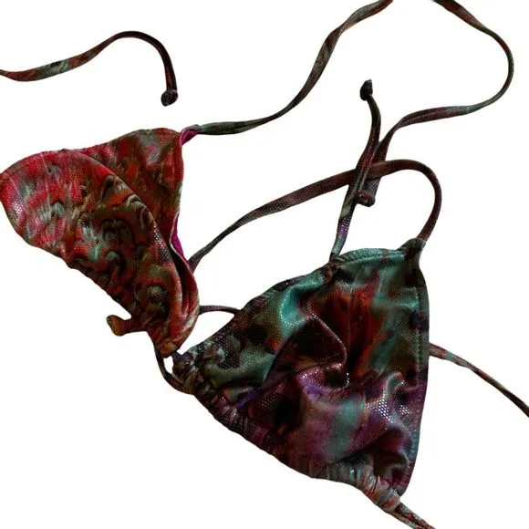 Beach Bunny Head Over Heels Tri Bikini Top - Image 5
