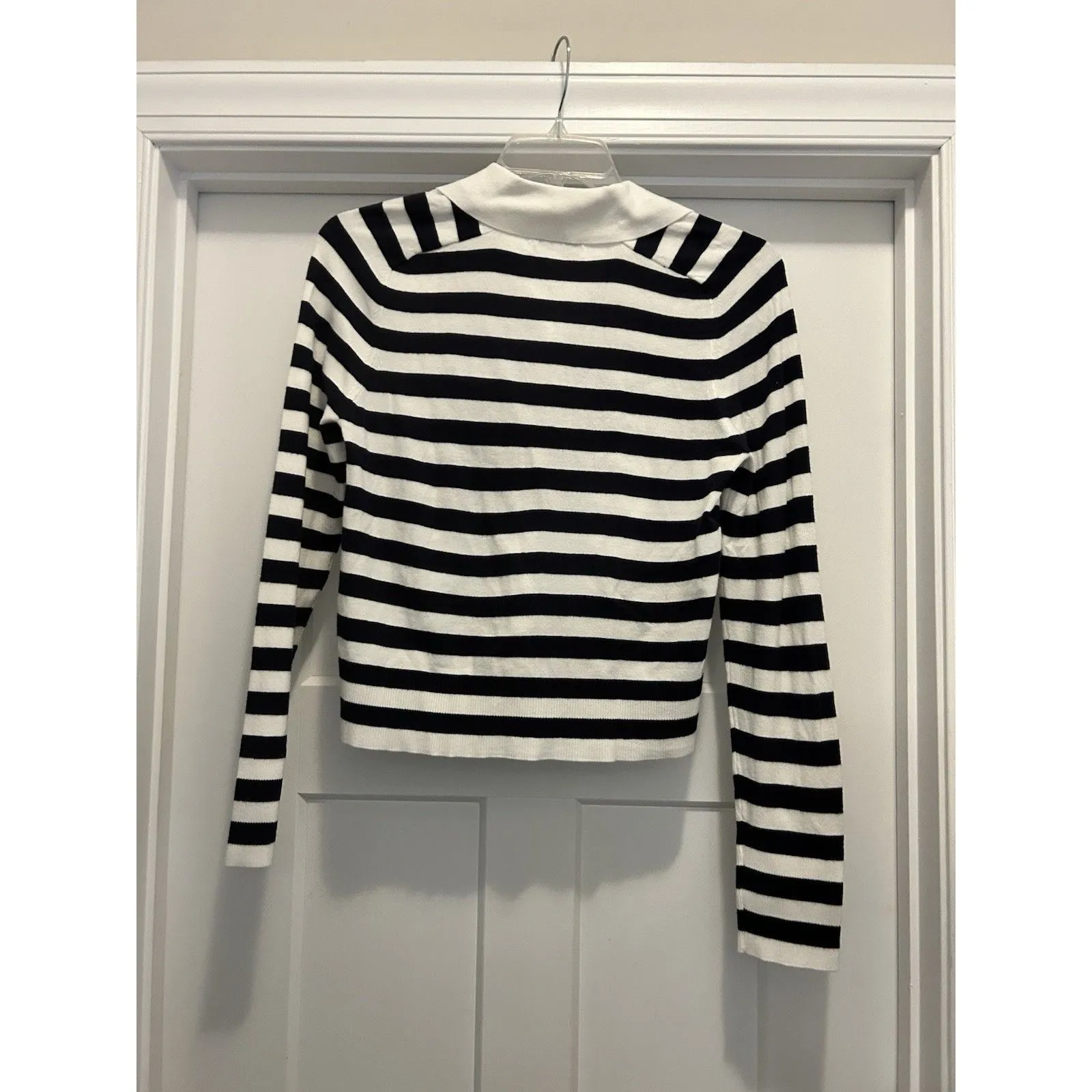 Gold Button Knit Cardigan Sweater Women Medium White Navy Stripe Rich Mom Preppy - Image 5