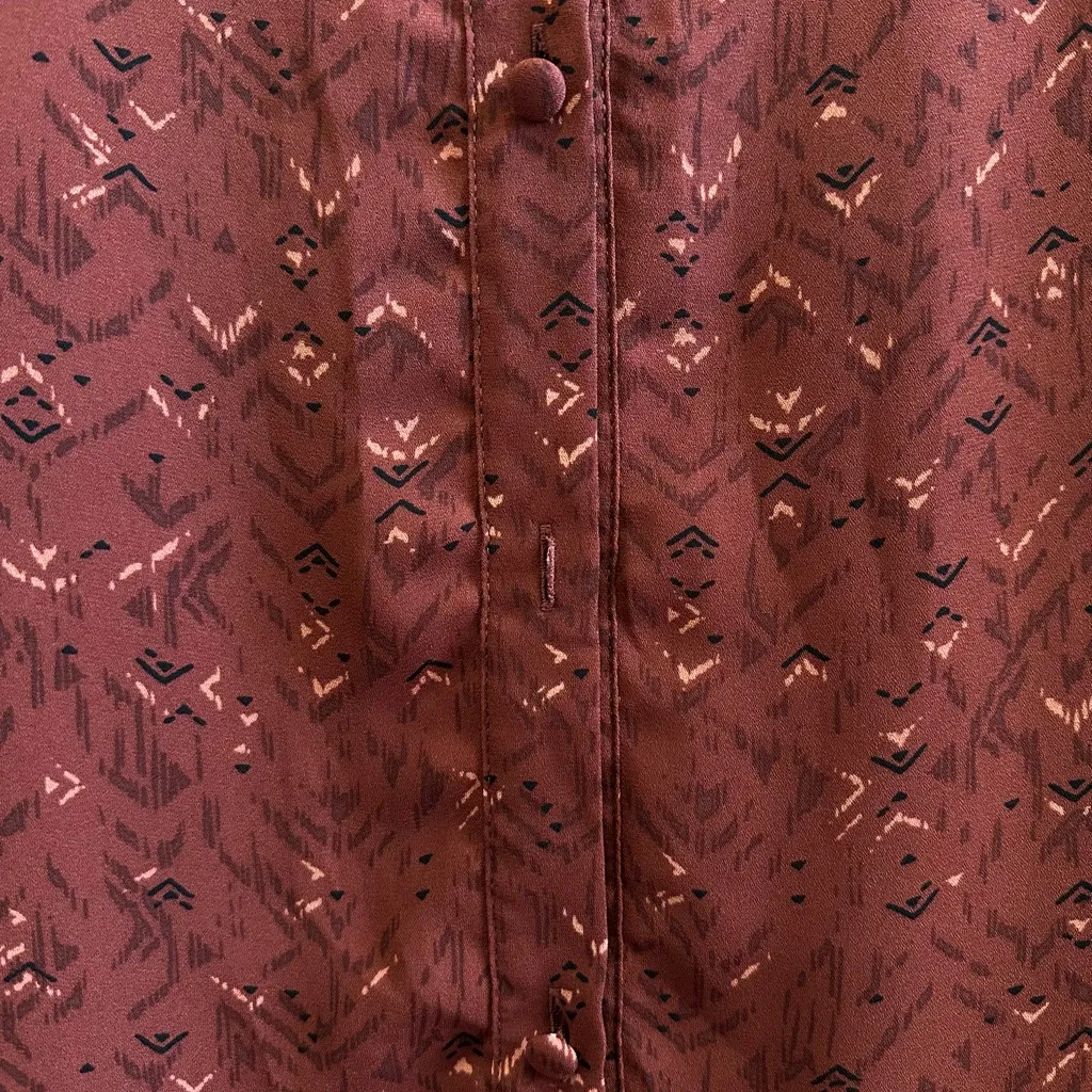 Torrid  Blouse Women’s Size Large Abbey Georgette Geometric Print Button Back - Image 5