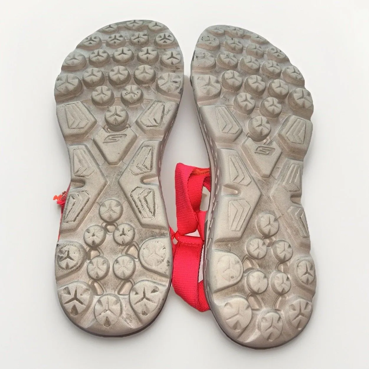 Skechers Goga Max Strappy Sandal Gray Pink Ombré Womens US Size 9‎ Beach Walking - Image 9