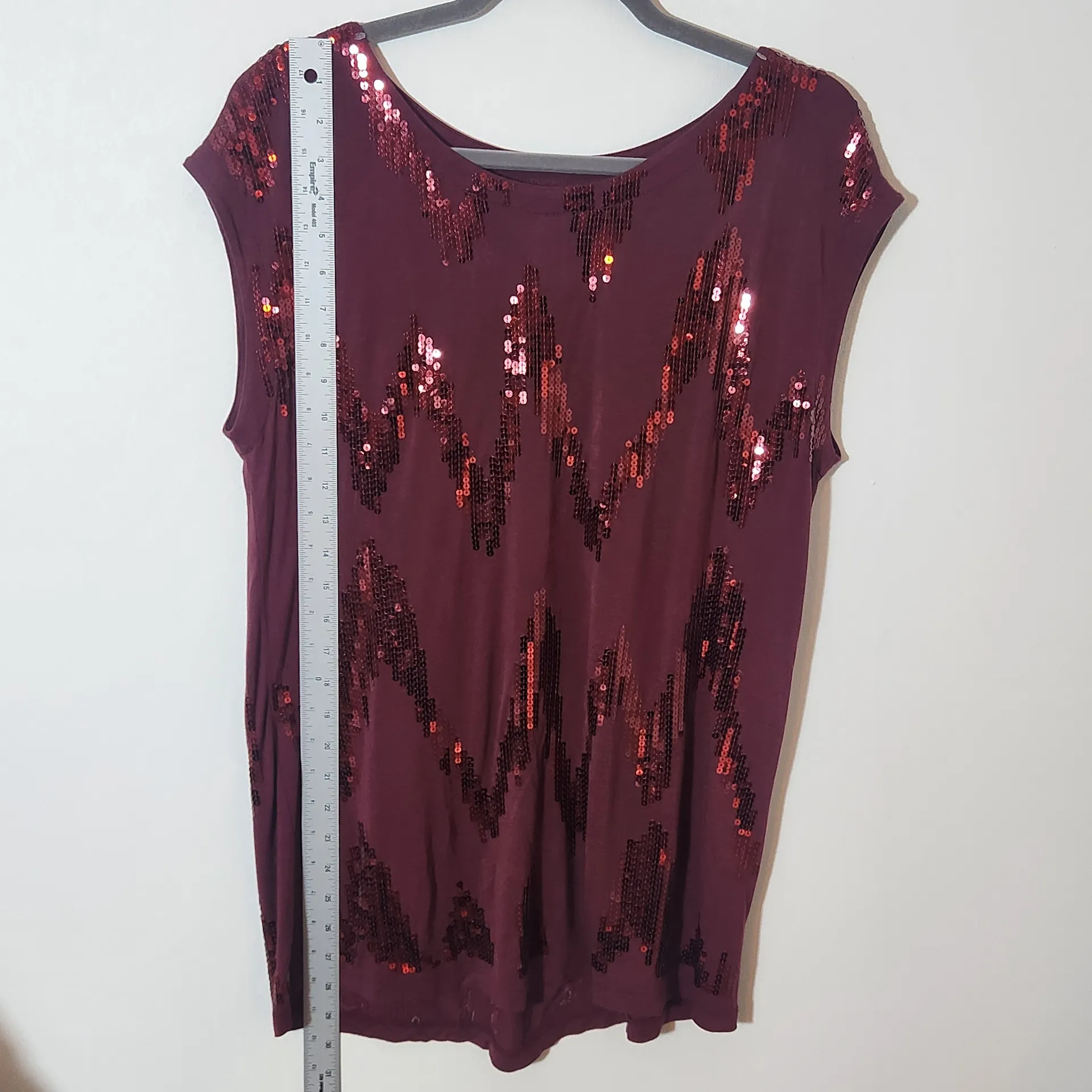 Kische Burgundy Sequin Top Size XL NWOT Red - Image 5