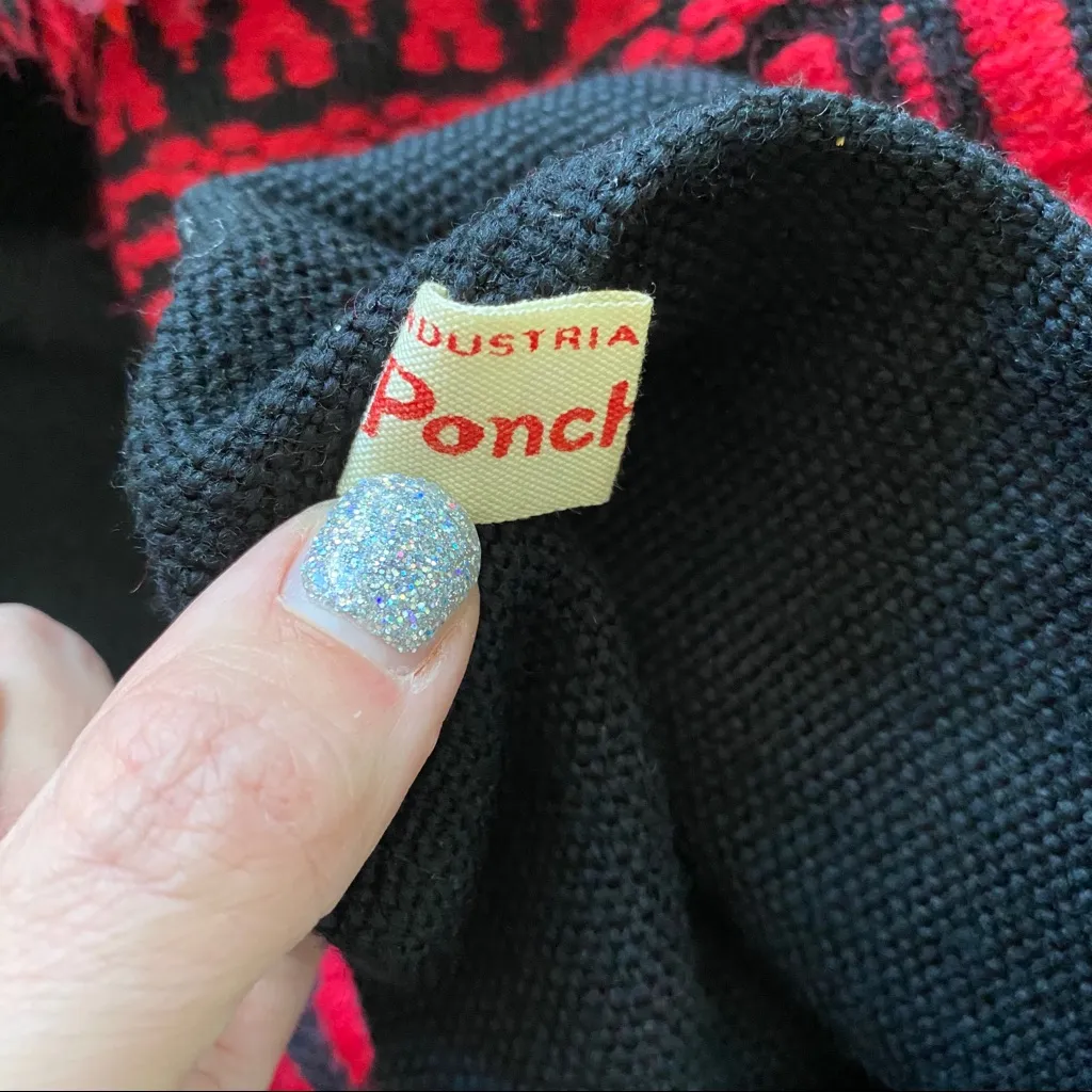 Blanket Poncho Knit Southwestern Boho Style Black and Red Fringe OS Size undefined - Image 7