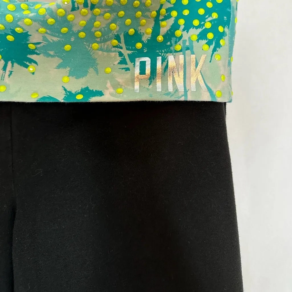 PINK Victoria's Secret Tropical Print Palm Tree Black Yoga Capri Leggings Large - Image 4