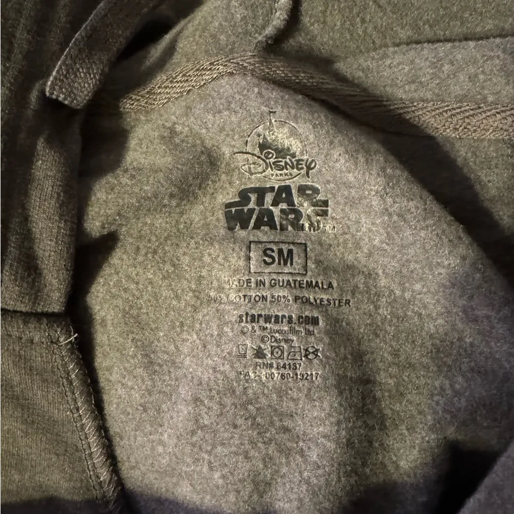 Disney Women's Star Wars Hooded Pullover Sweatshirt NWT-Size Small - Image 4