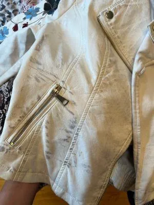 Urban Retro WHITE FAUX LEATHER FLORAL SLEEVE JACKET - Image 6