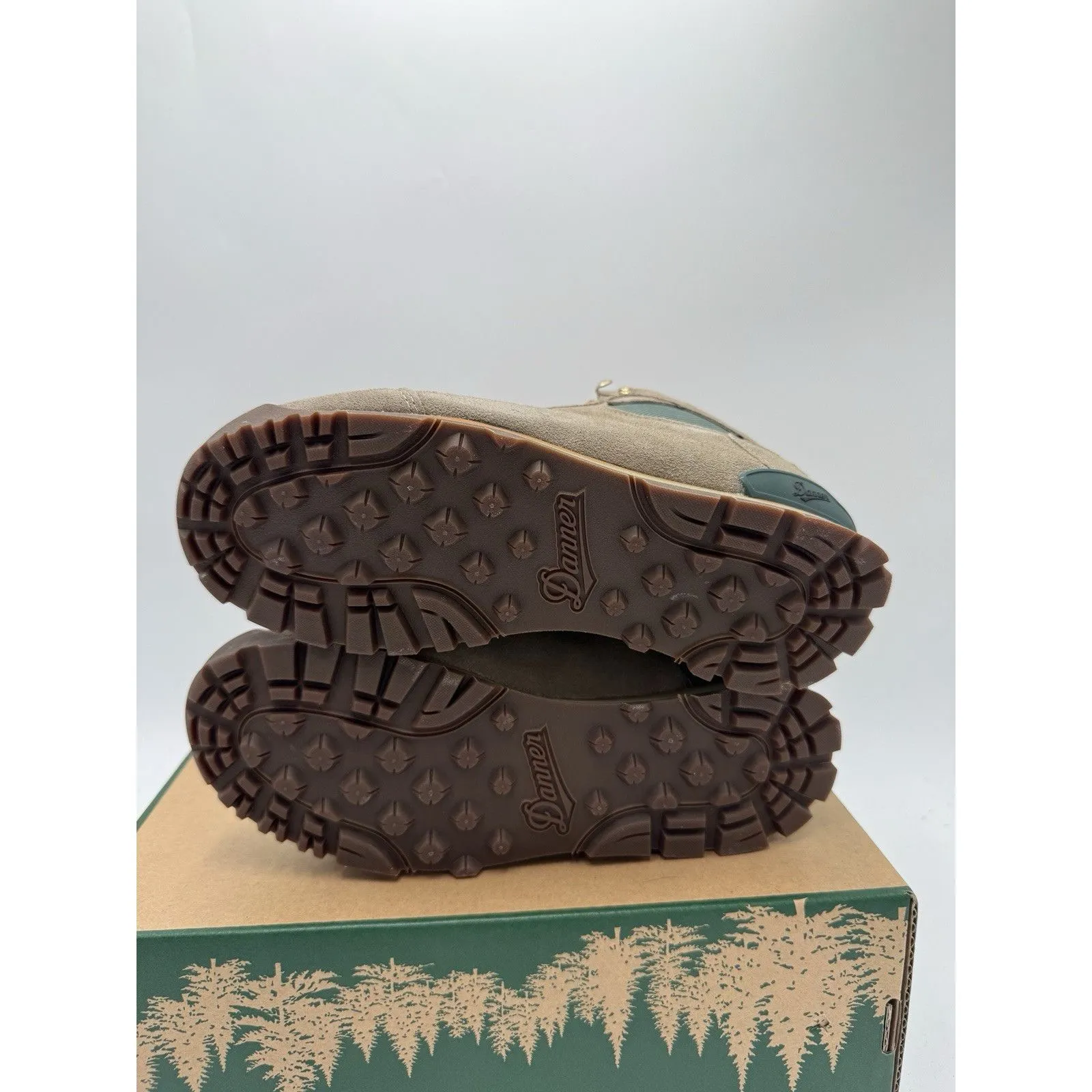 Danner X Alpine Design Women's Jag II Boots Falcon Gray Size 10 NWB - Image 7