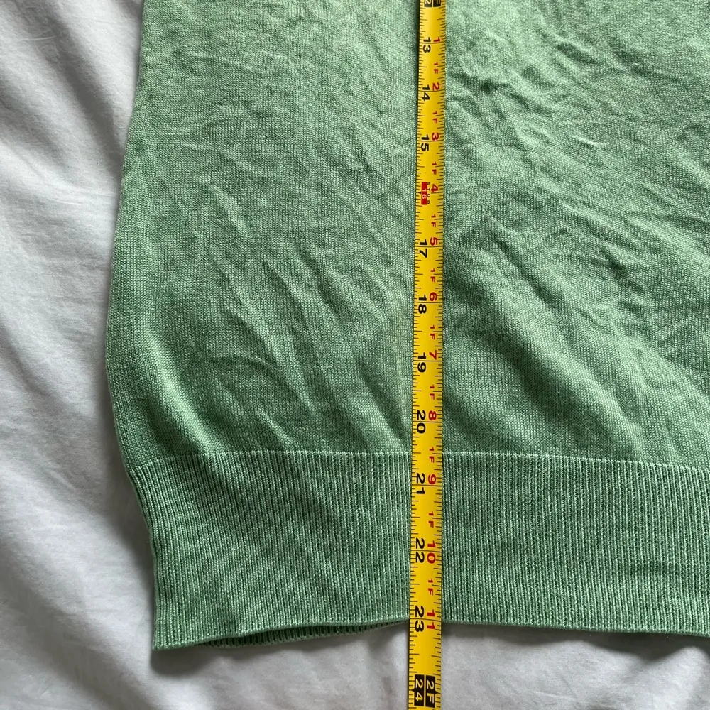 Marks & Spencer pastel green v neck sweater Size undefined - Image 4