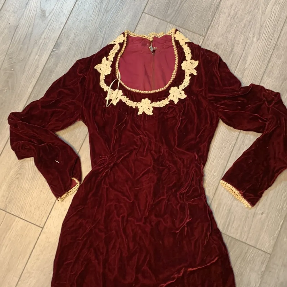 Vintage Red Velvet Maxi Dress with Crochet Trim Size XS - Image 2