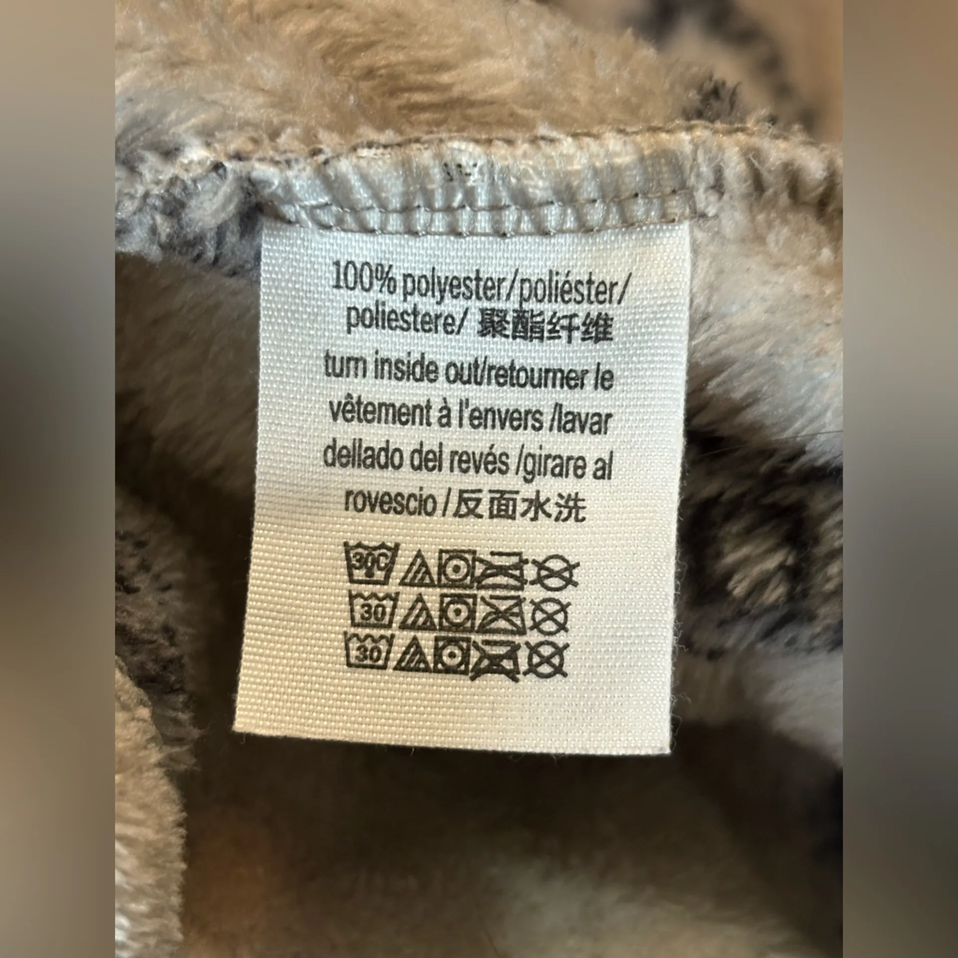 Pink VS Cozy Short Plush Sleepwear size XS/S - Image 6