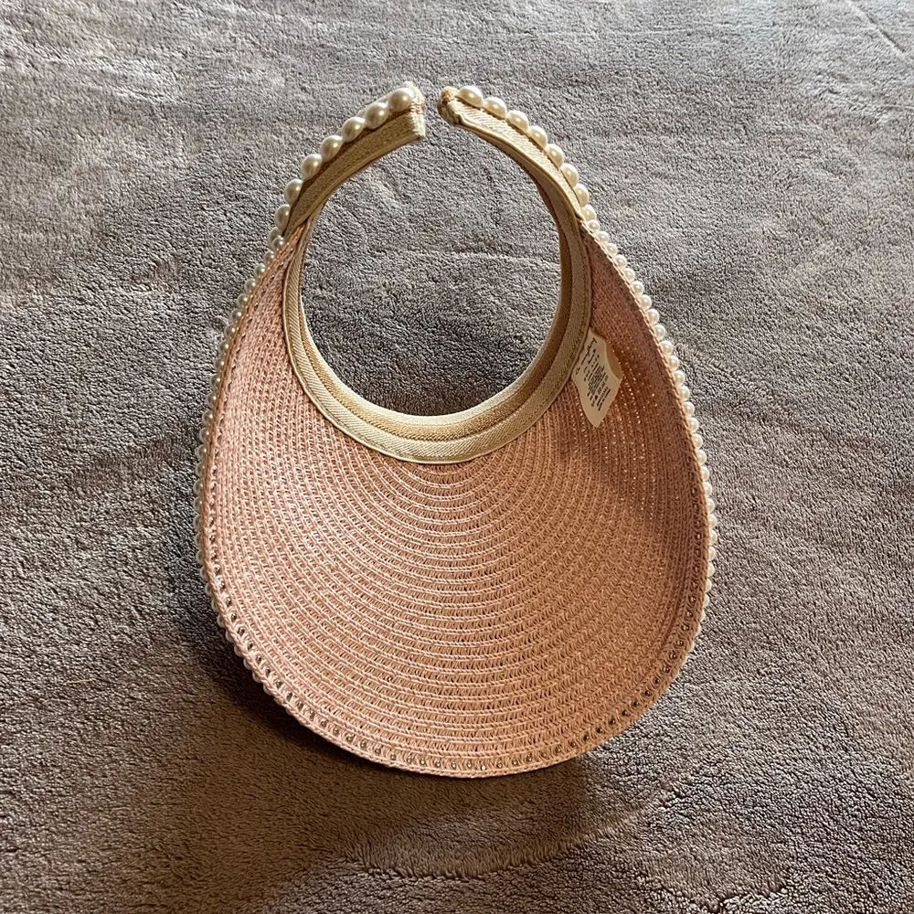 DO EVERYTHING IN LOVE Sun Protectant Visor Hat Pink Pearl Women’s One Size EUC - Image 6