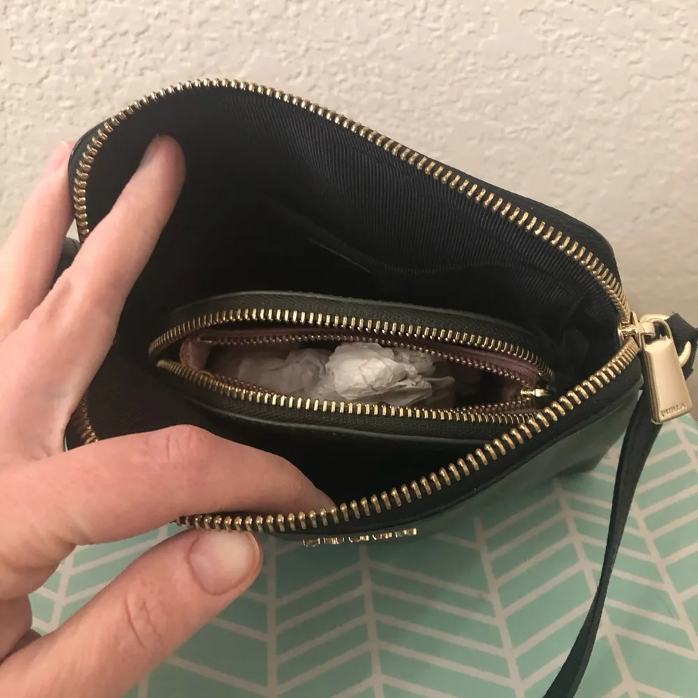 FURLA Extra Large Boheme Leather Crossbody Purse Pouch Set Black, Green, & Pink - Image 6