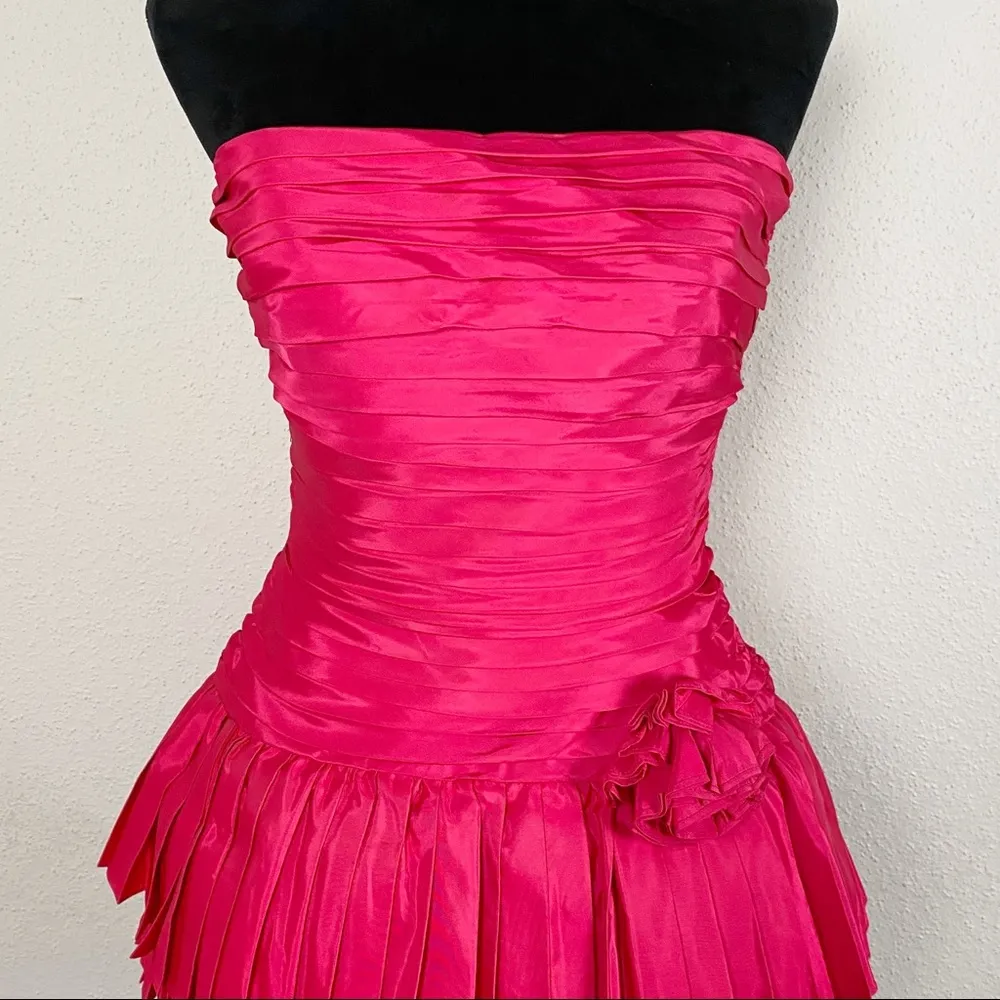 Vintage TADASHI fuschia taffeta strapless dress - Image 7