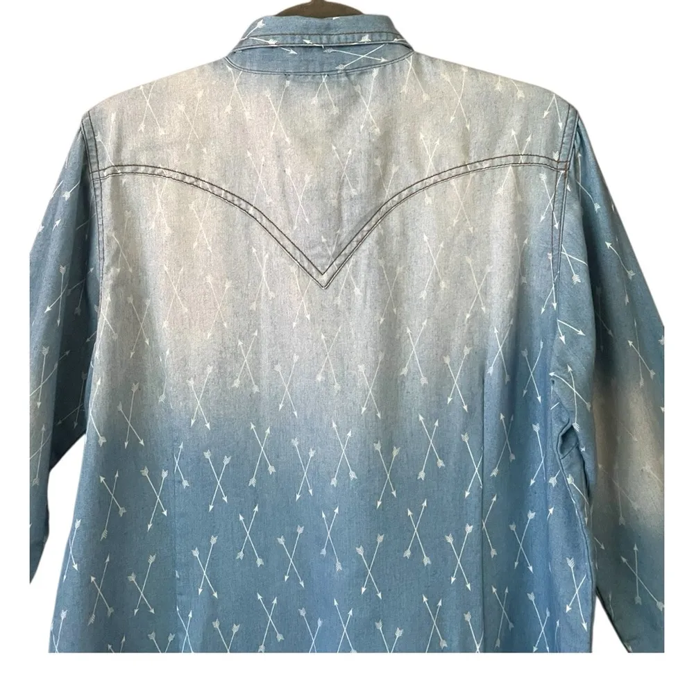Wrangler lightweight Ladies Summer WESTERN cross arrows snap shirt. SZ. L - Image 2
