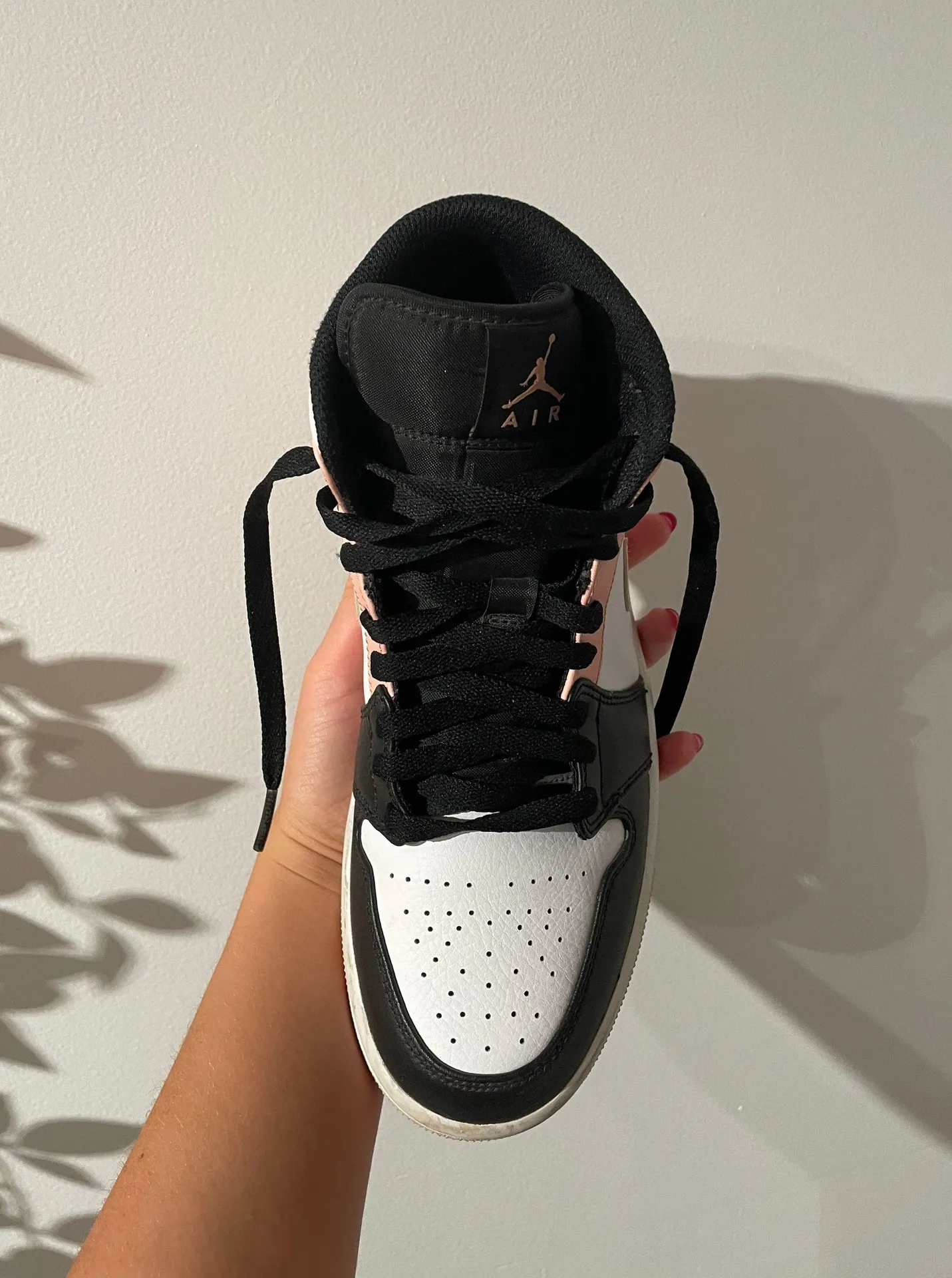 Air Jordans Air Jordan 1 - Image 3