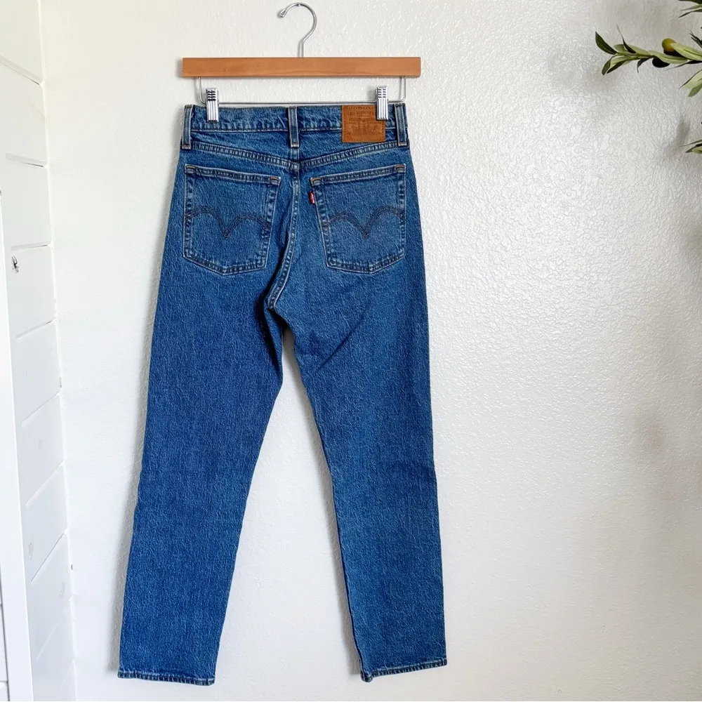 Levi's Premium Womans Wedgie Straight Jeans W26 - Image 3