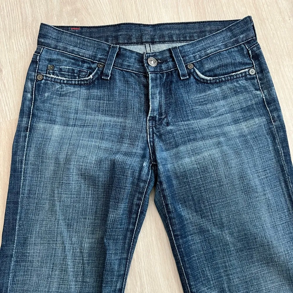 7FAM  Dojo Vintage Bootcut Flare Jeans | Medium Blue | 25 *flaw - Image 4