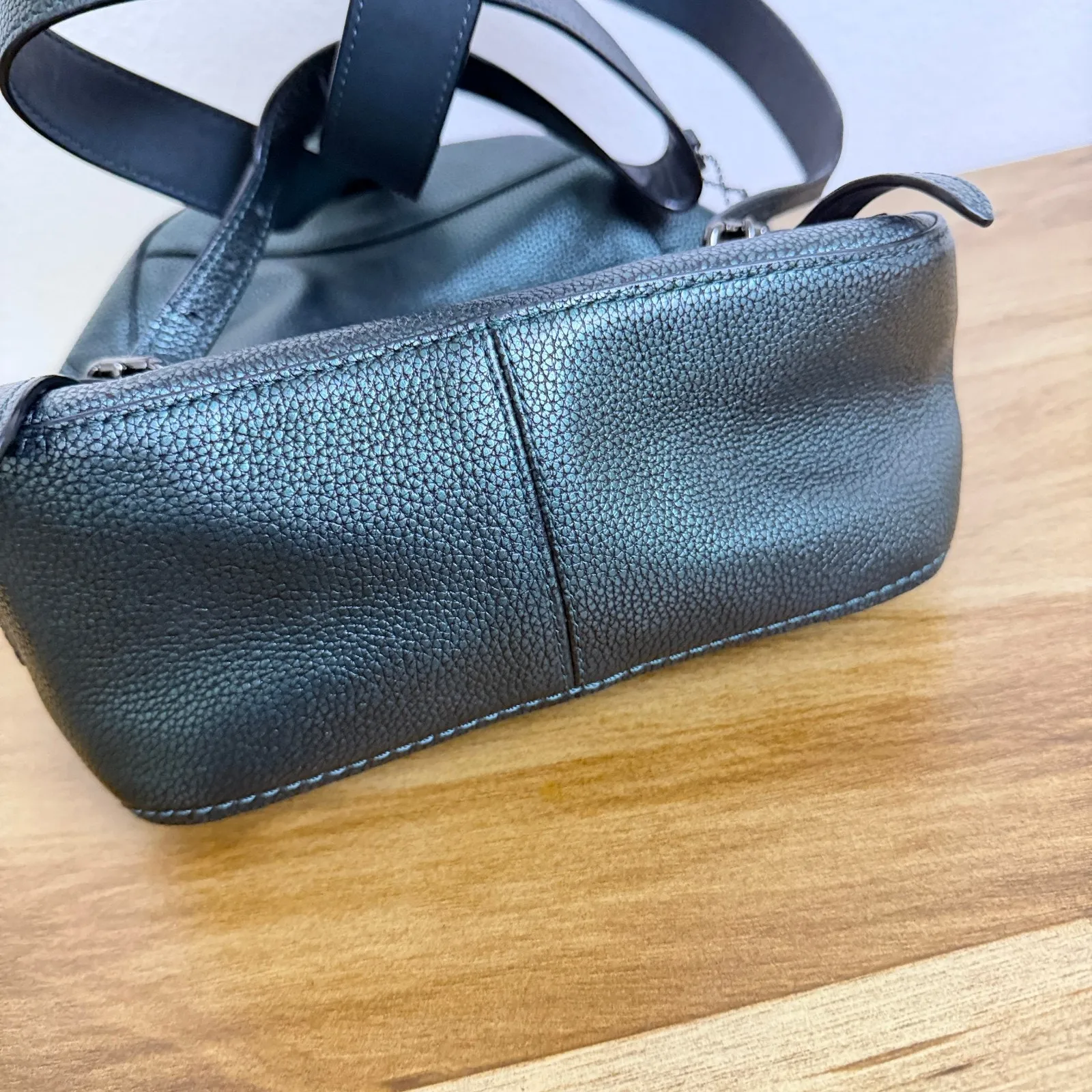 Coach Petite Campus Backpack 23 Green Metallic Polished Pebbled Leather Charm - Image 15