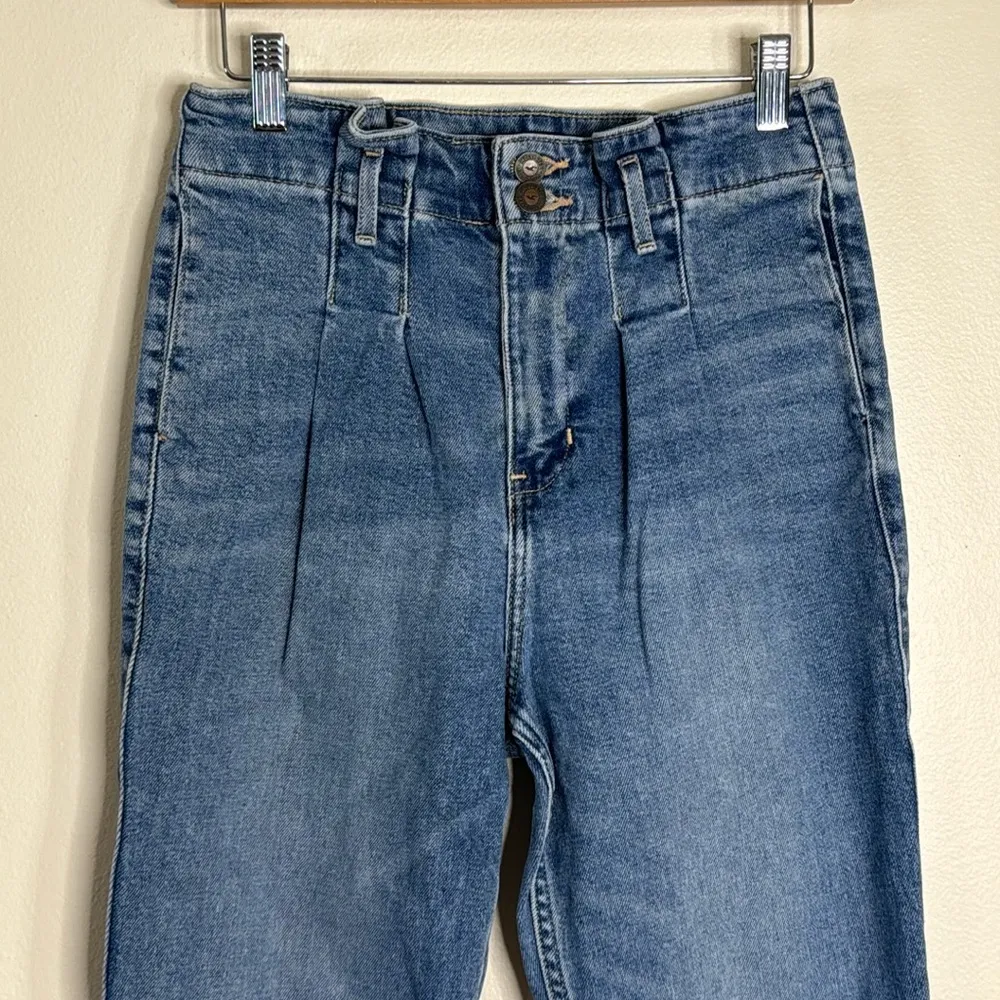 Hollister curvy ultra high rise mom jeans stretch size 3 regular - Image 2