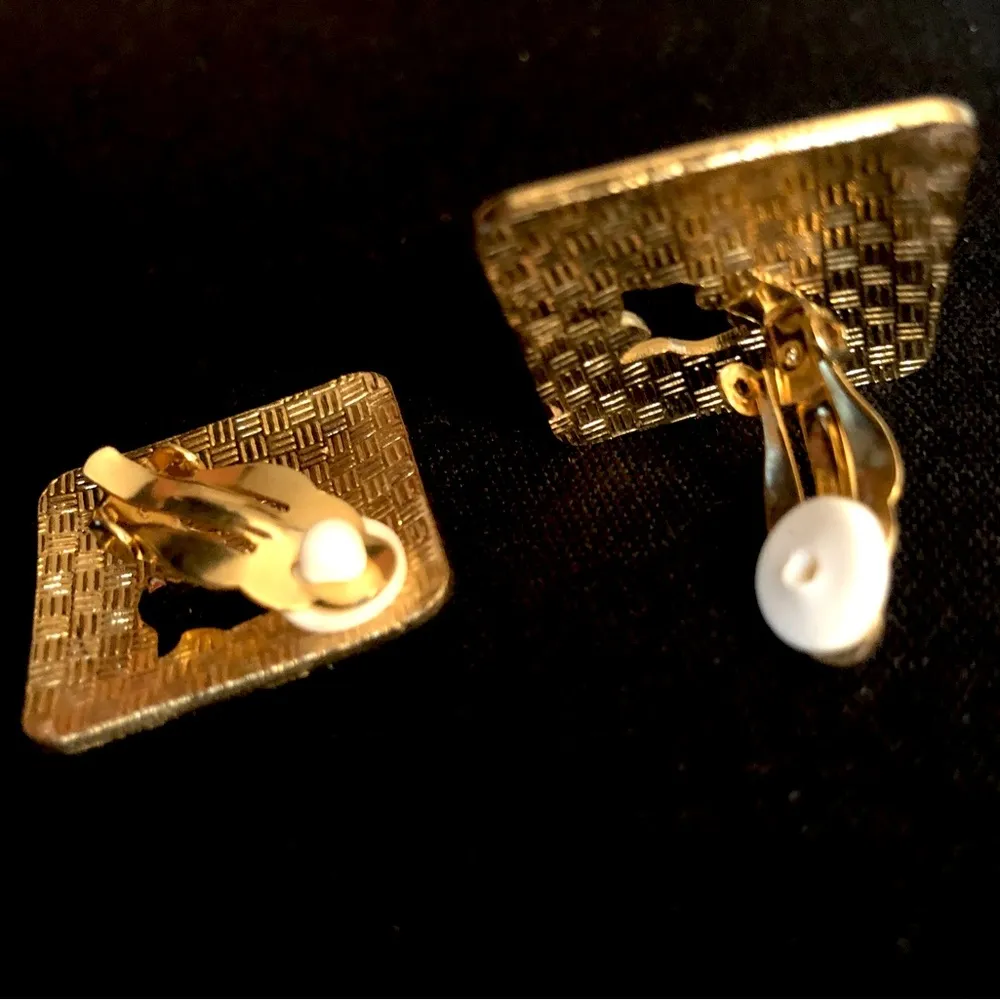 Cloisonné flower colorful clip on earrings vintage diamond shape red blue gold - Image 4