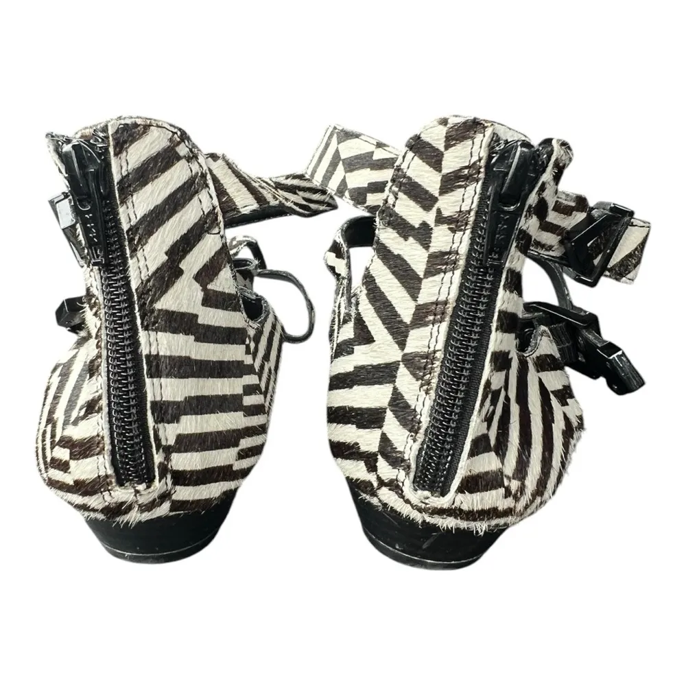 Gianni Bini Sandals - Image 4