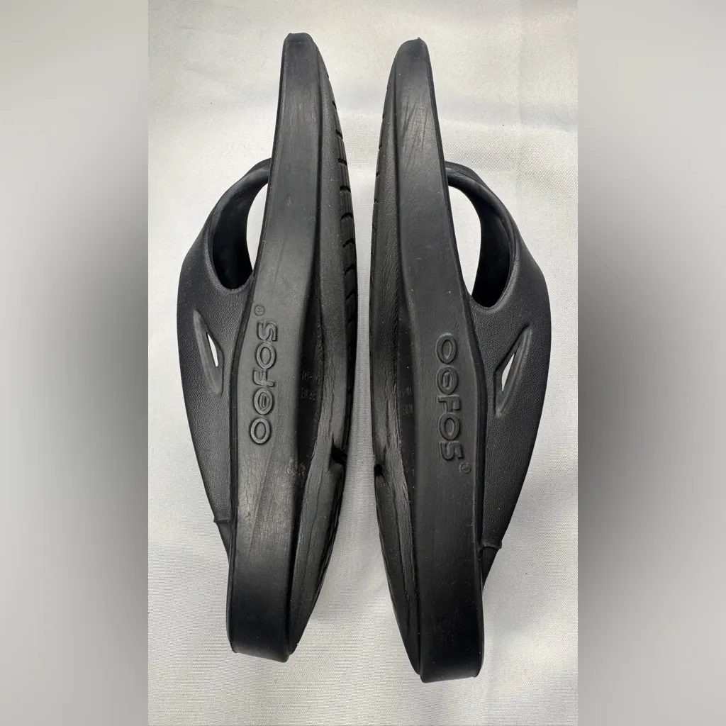 OOFOS OOriginal Recovery Flip Flops | Black | Men’s 5 / Women’s 7 (EU 38) - Image 2