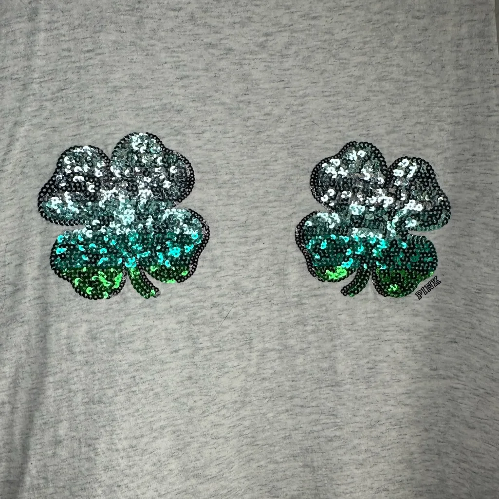 🩶Victoria’s Secret Pink Sequin Shamrock Loose Tank - Image 2