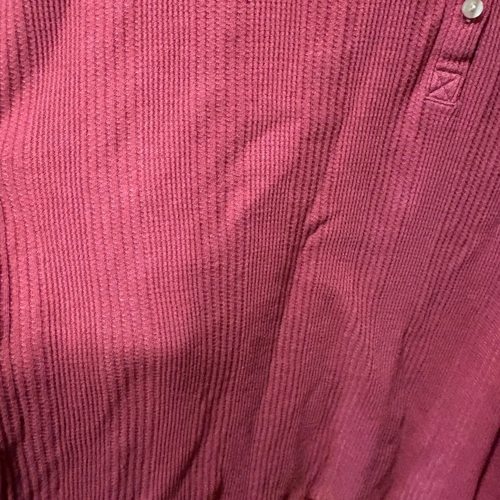 Aerie Long Sleeve Waffle Knit Henley Top (Magenta) Red women’s XL - Image 3