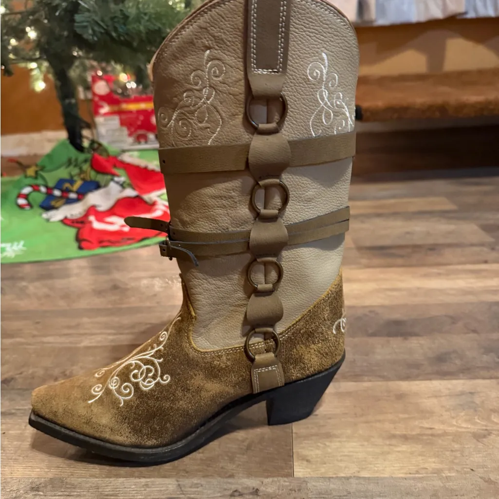 Rockin Country Genuine Leather Buckles Embroidered Women's Boots size 8 NEW Tan - Image 11