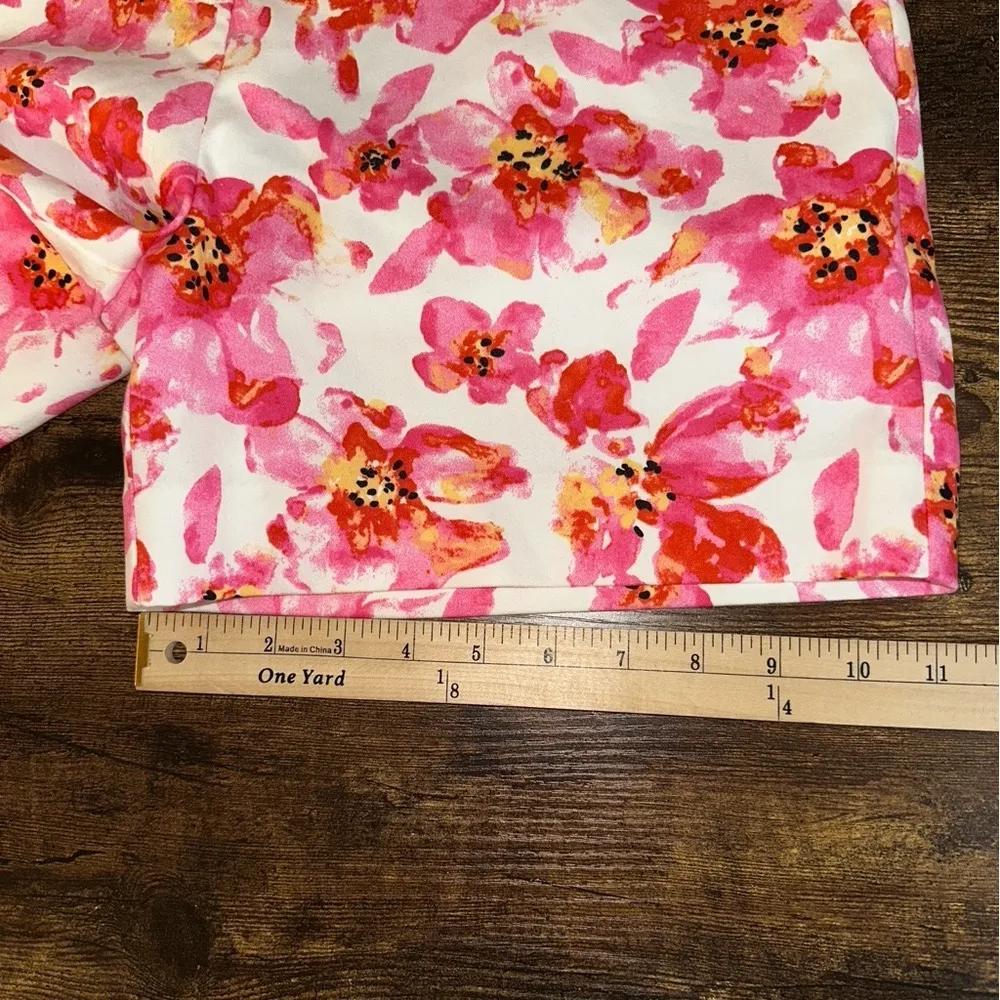 Isaac Mizrahi Womens New York Short Pink White 8 Floral Spring Summer Beach - Image 6