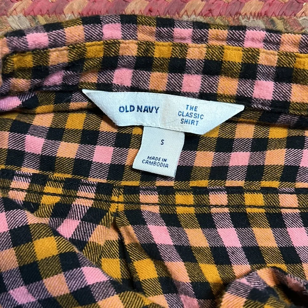 PINK & ORANGE GINGHAM PLAID FLANNEL COLLARED BUTTON UP LONG SLEEVE POPLIN - Image 3