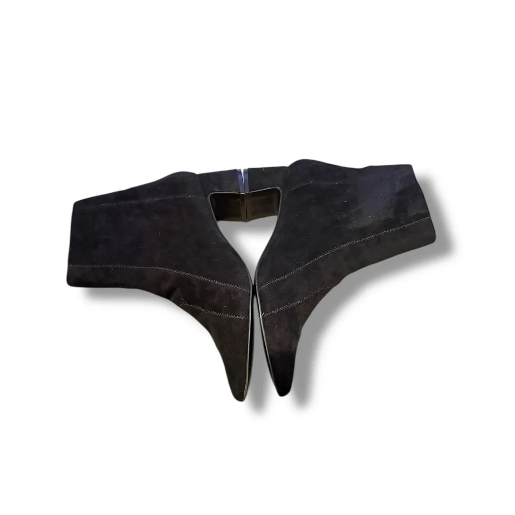 Journee Collection Ankle Boots Size 9.5 Black Faux Suede Pointed Toe Zip Heel - Image 4