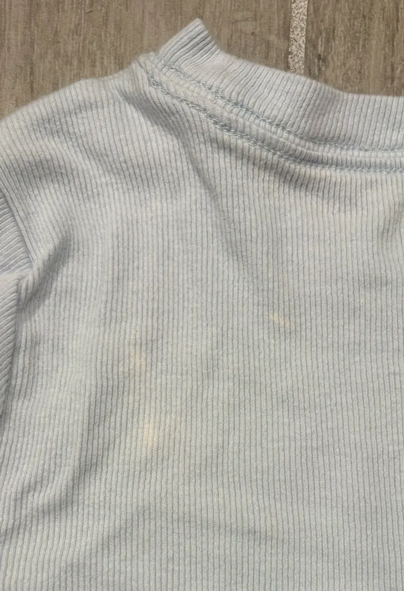 Hollister Baby Tee Graphic  - Image 5