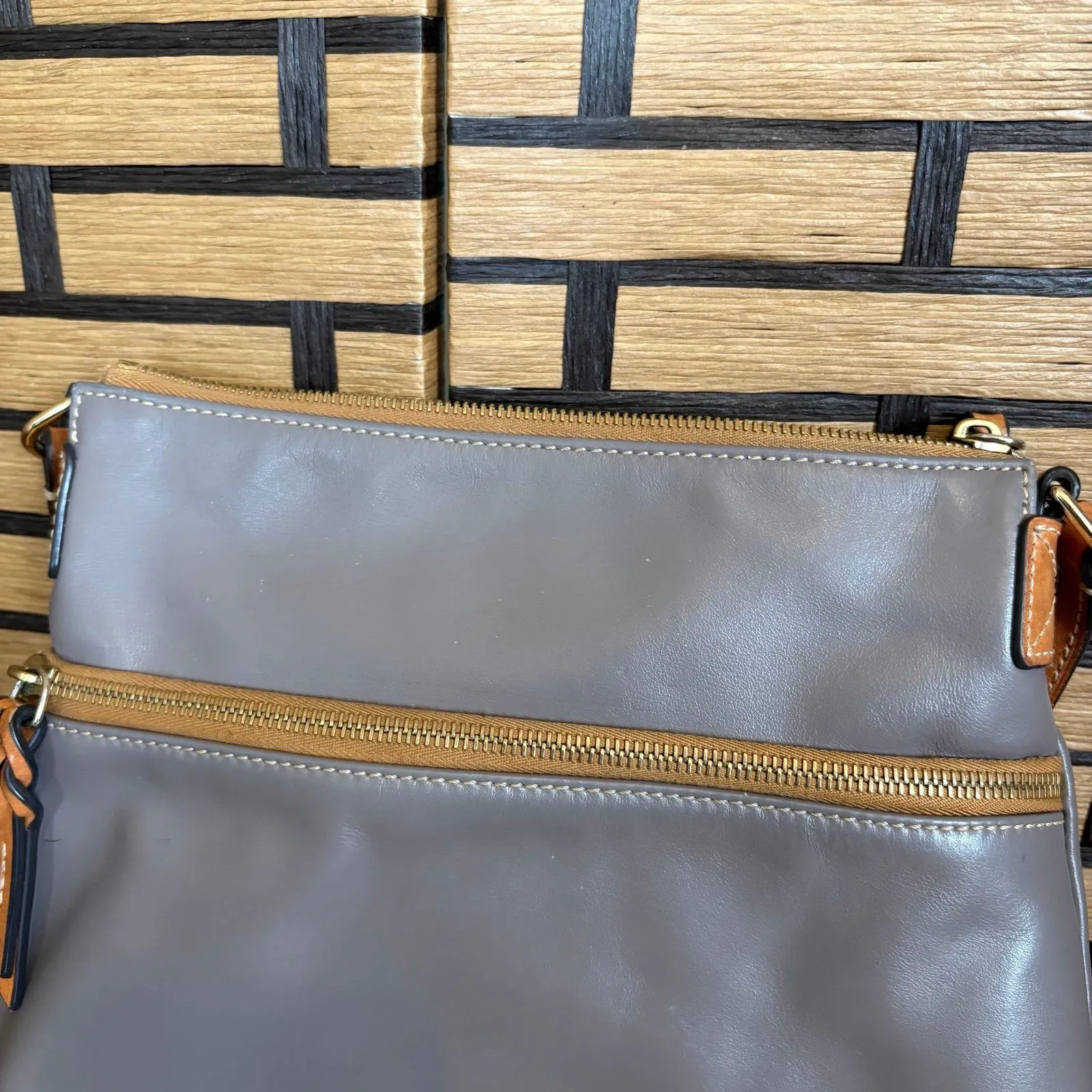 Dooney &‎ Bourke Gray Crossbody Purse - Image 9