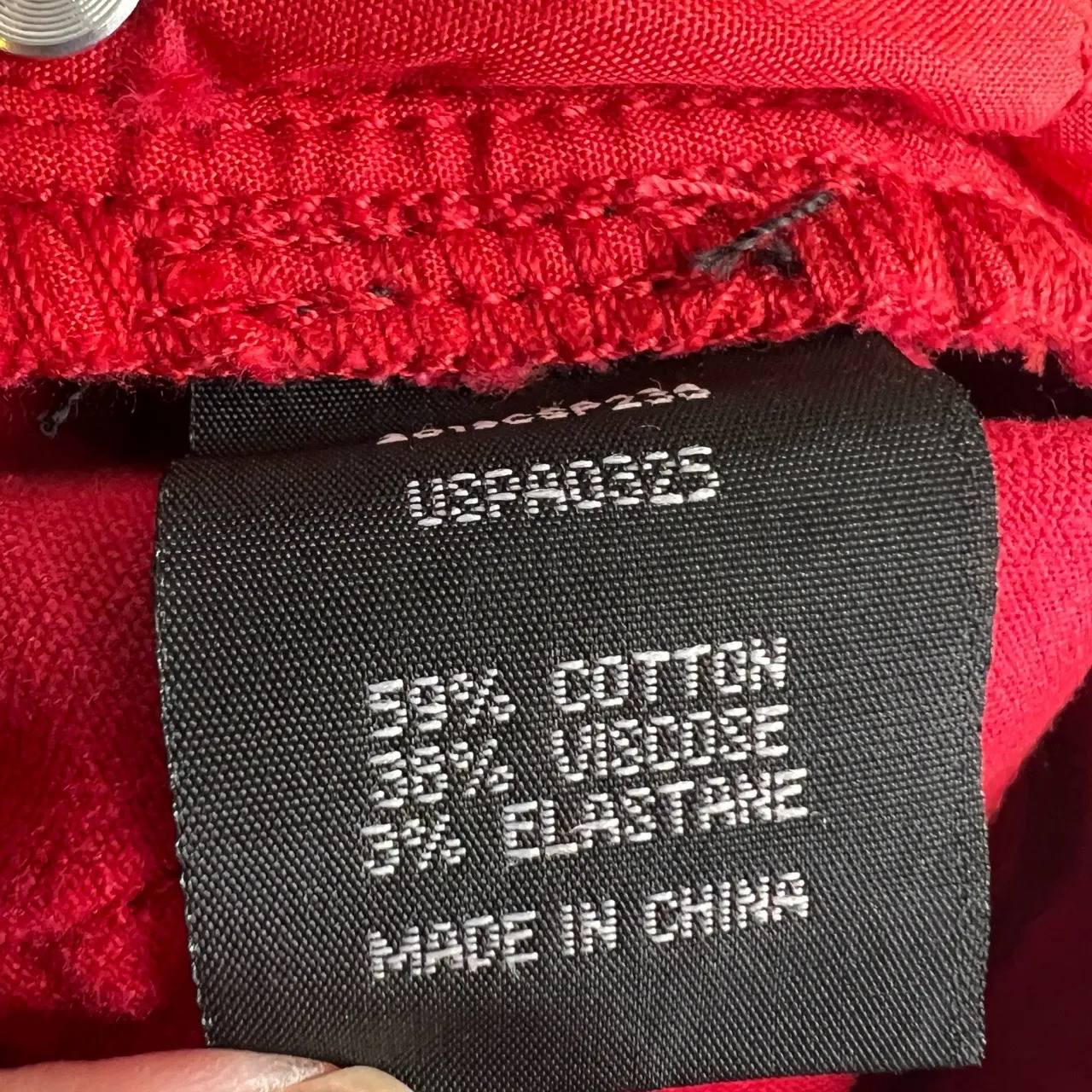 NWT Universal Standard Bae Boyfriend Crop Denim Bright Red Size 00 - Image 7