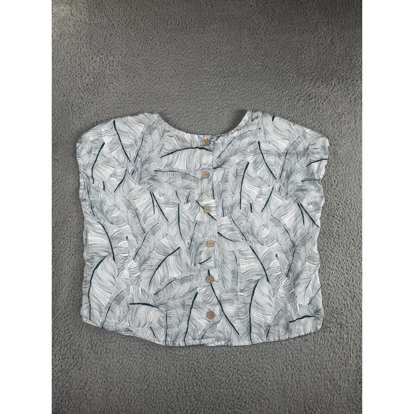 Tahari  Linen Floral Shirt Women‎ Large Leaf Print Wooden Button Back - Image 2