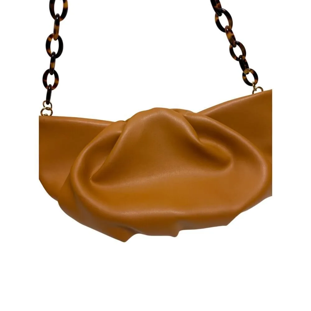 Senreve Cornetti Shoulder Bag Clutch with Tortoise Link Strap Tan - Image 3