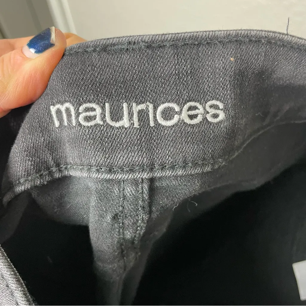 Maurices Black Distressed Skinny Jeans Low Rise Size M - Image 8